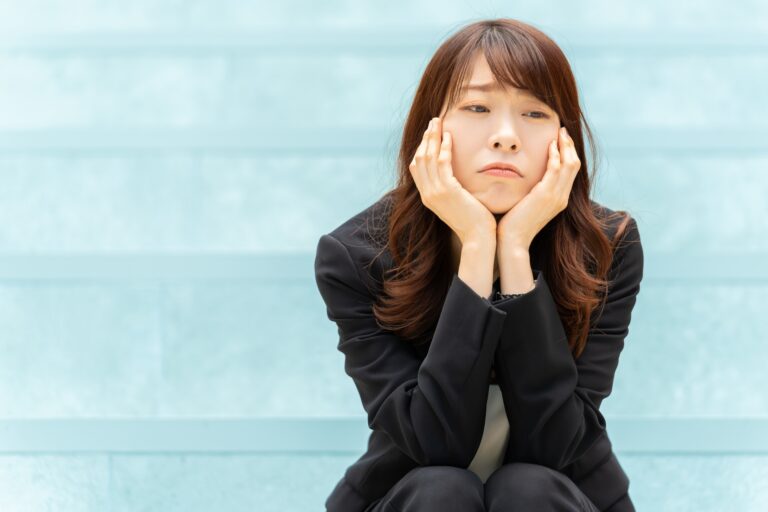 人事が仕事をつらいと感じる理由！｜対策や見直し方法を紹介