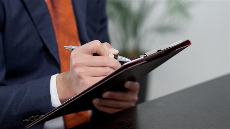 エンジニア採用を外注する際のメリット・デメリットや委託できる内容を紹介