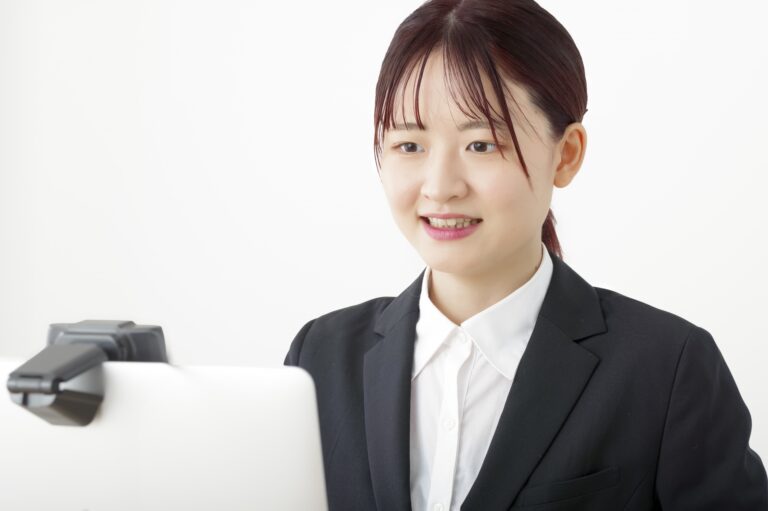 オンライン採用とは？課題一覧とメリットを一挙解説