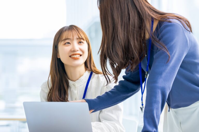 メンター制度とは？失敗例や失敗を防ぐためのポイントを解説します！
